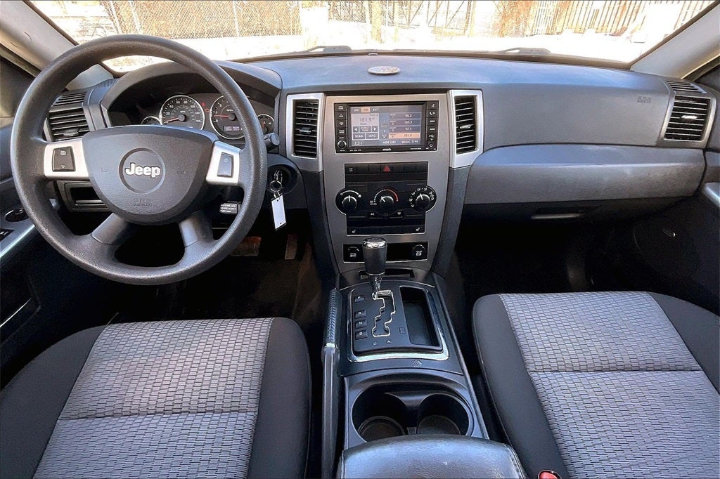 2009 Jeep Grand Cherokee Laredo