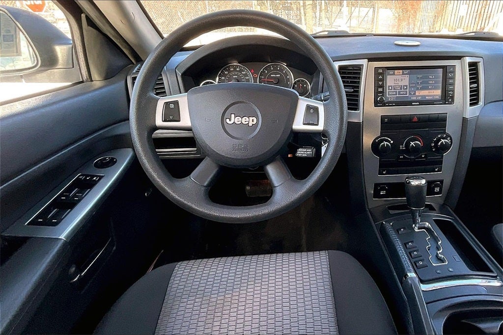 2009 Jeep Grand Cherokee Laredo