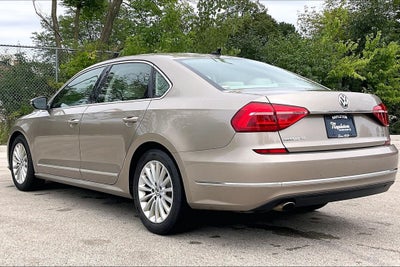 2016 Volkswagen Passat 1.8T SE