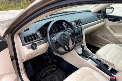 2016 Volkswagen Passat 1.8T SE