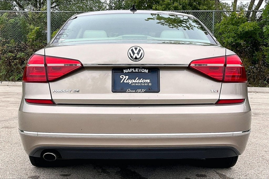 2016 Volkswagen Passat 1.8T SE