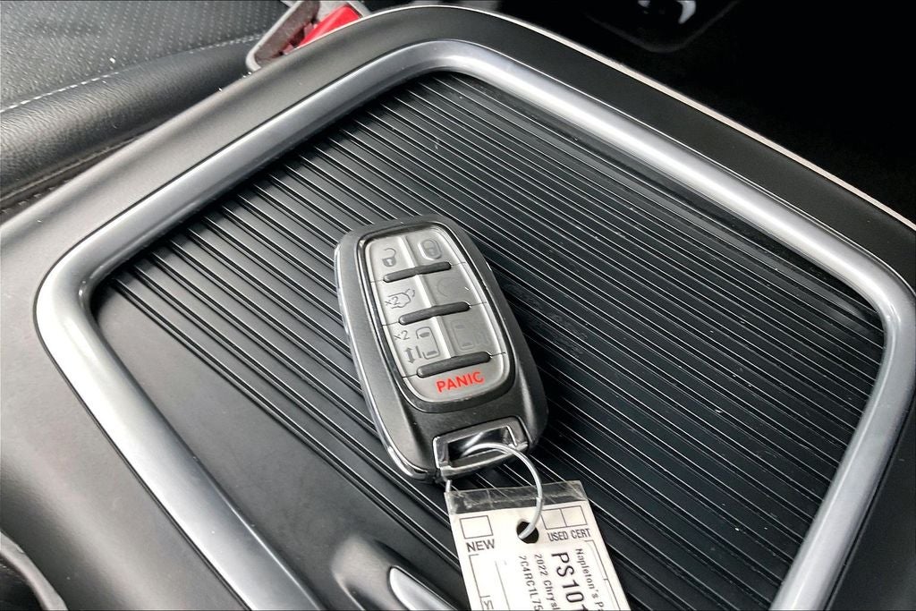 2022 Chrysler Pacifica Hybrid Touring L