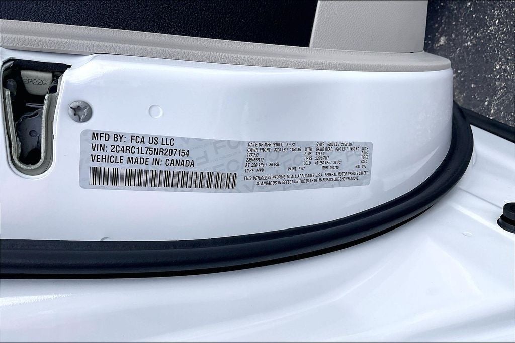 2022 Chrysler Pacifica Hybrid Touring L