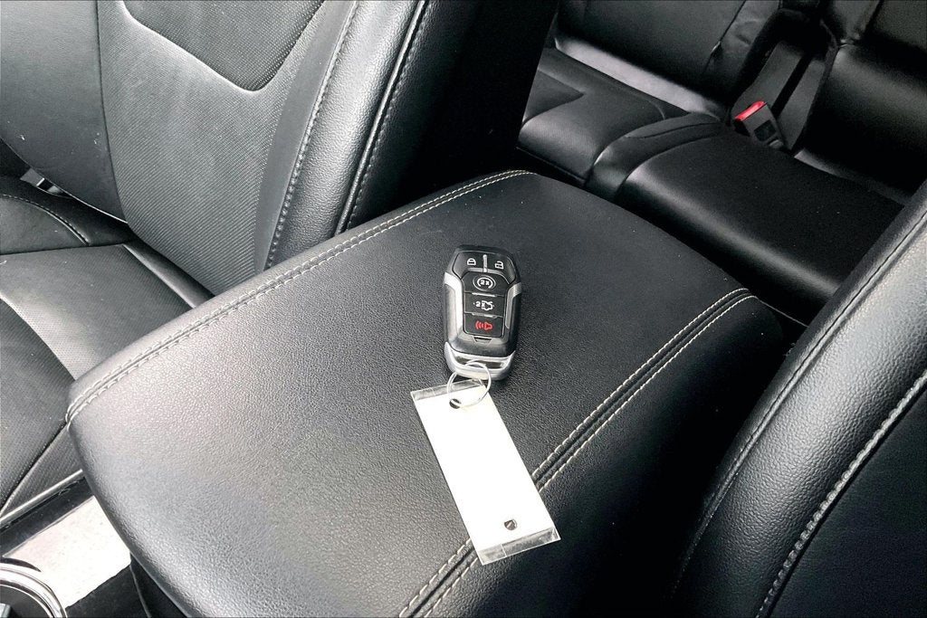 2016 Ford Edge Titanium