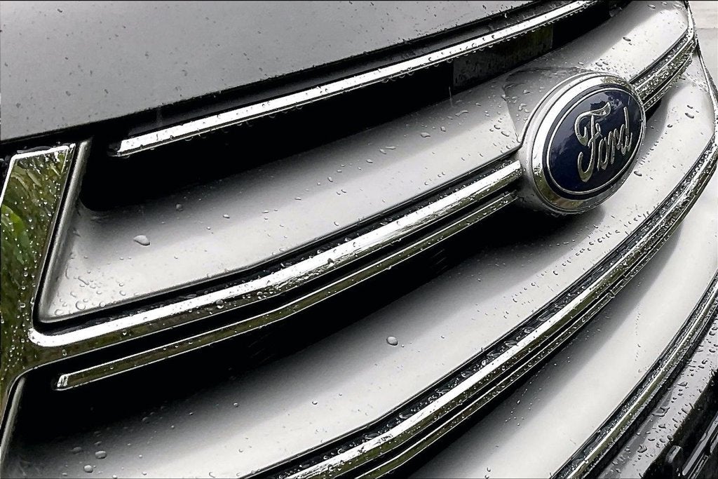 2016 Ford Edge Titanium