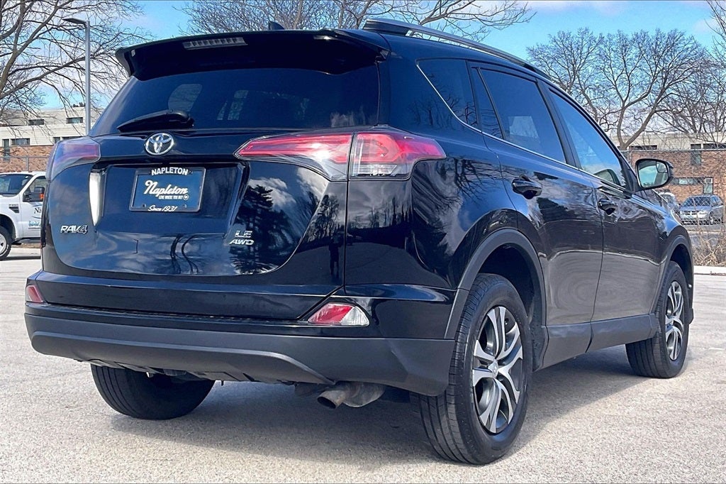 2016 Toyota RAV4 LE