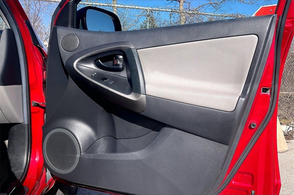 2011 Toyota RAV4 Limited