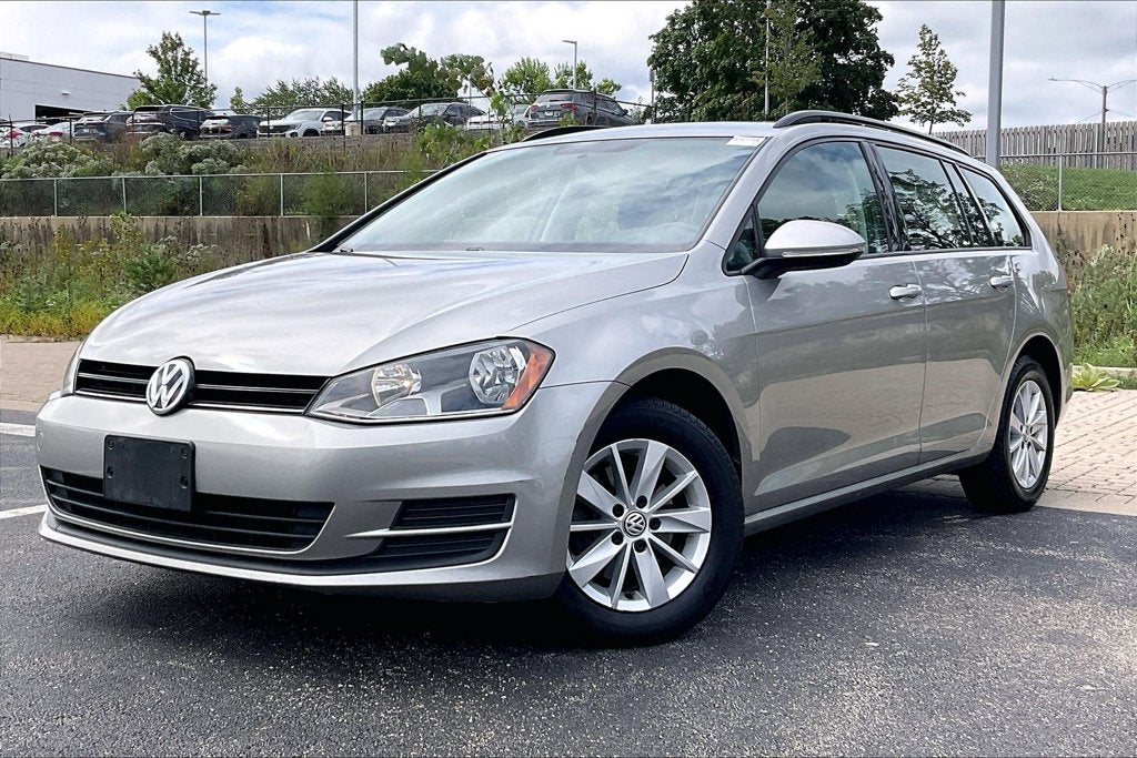 2017 Volkswagen Golf SportWagen S