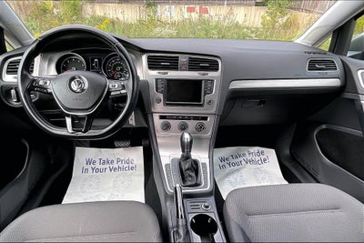 2017 Volkswagen Golf SportWagen S