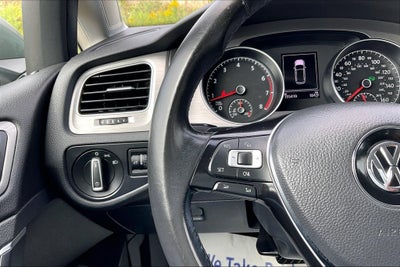 2017 Volkswagen Golf SportWagen S