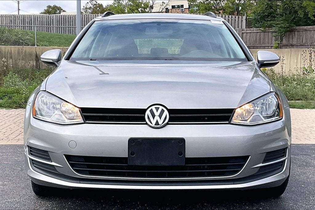 2017 Volkswagen Golf SportWagen S