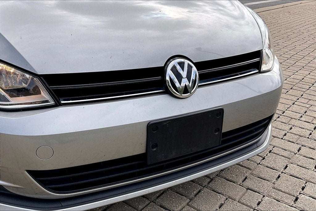 2017 Volkswagen Golf SportWagen S