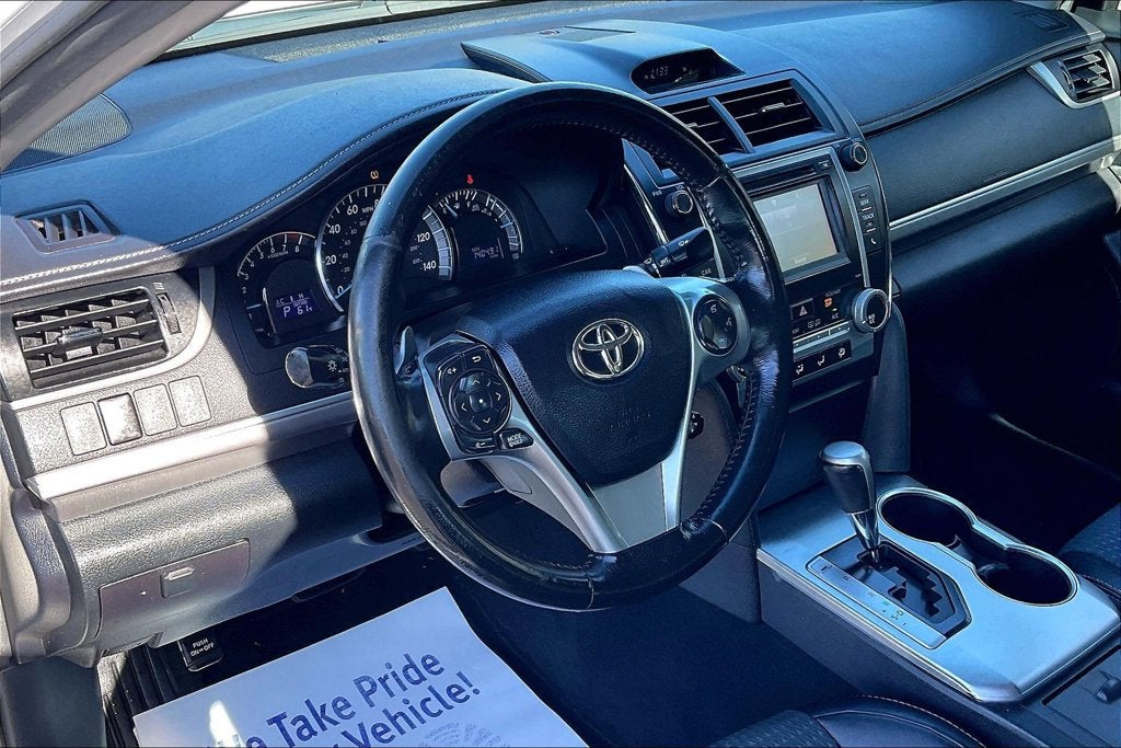 2014 Toyota Camry SE