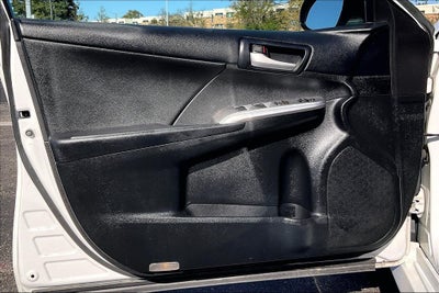 2014 Toyota Camry SE