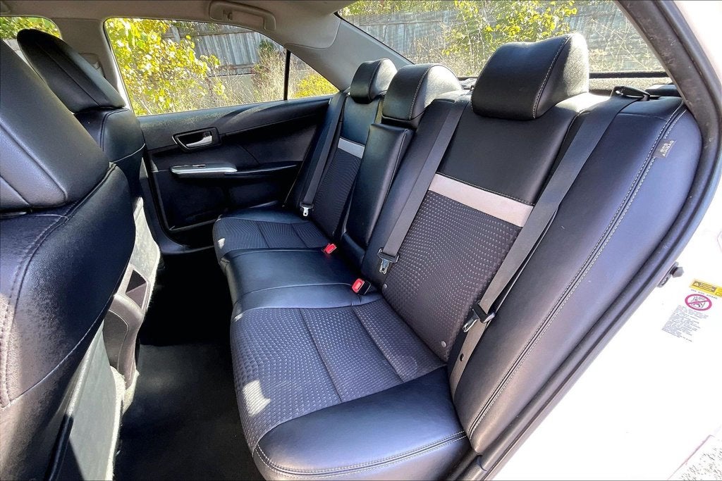 2014 Toyota Camry SE