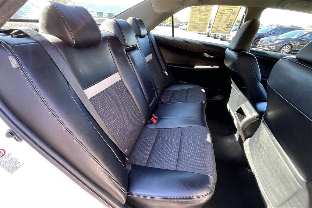 2014 Toyota Camry SE