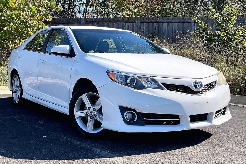 2014 Toyota Camry SE