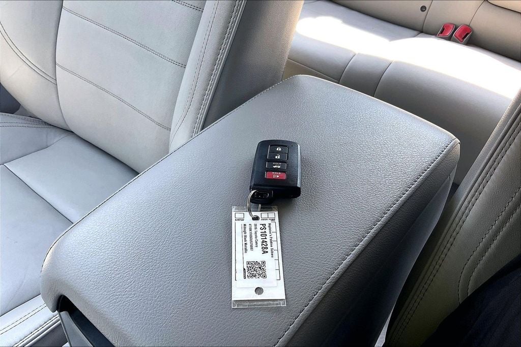 2016 Toyota Camry XLE