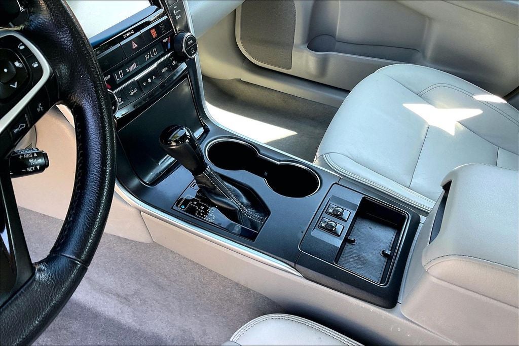 2016 Toyota Camry XLE