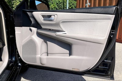 2016 Toyota Camry XLE