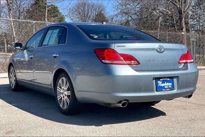 2010 Toyota Avalon XL