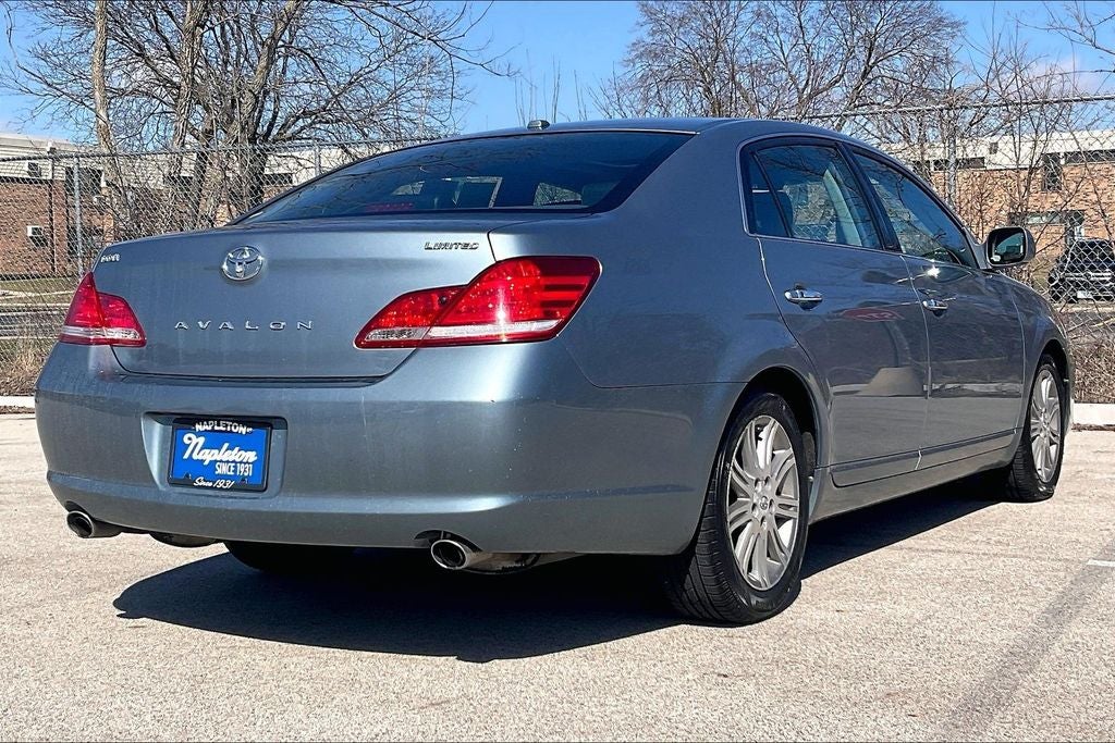 2010 Toyota Avalon XL
