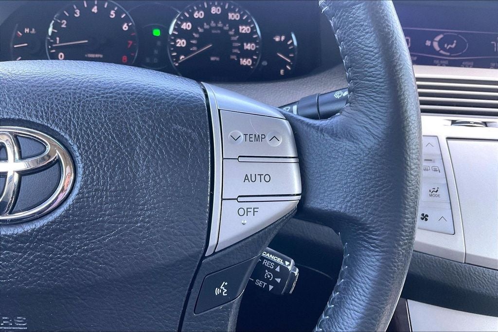 2010 Toyota Avalon XL