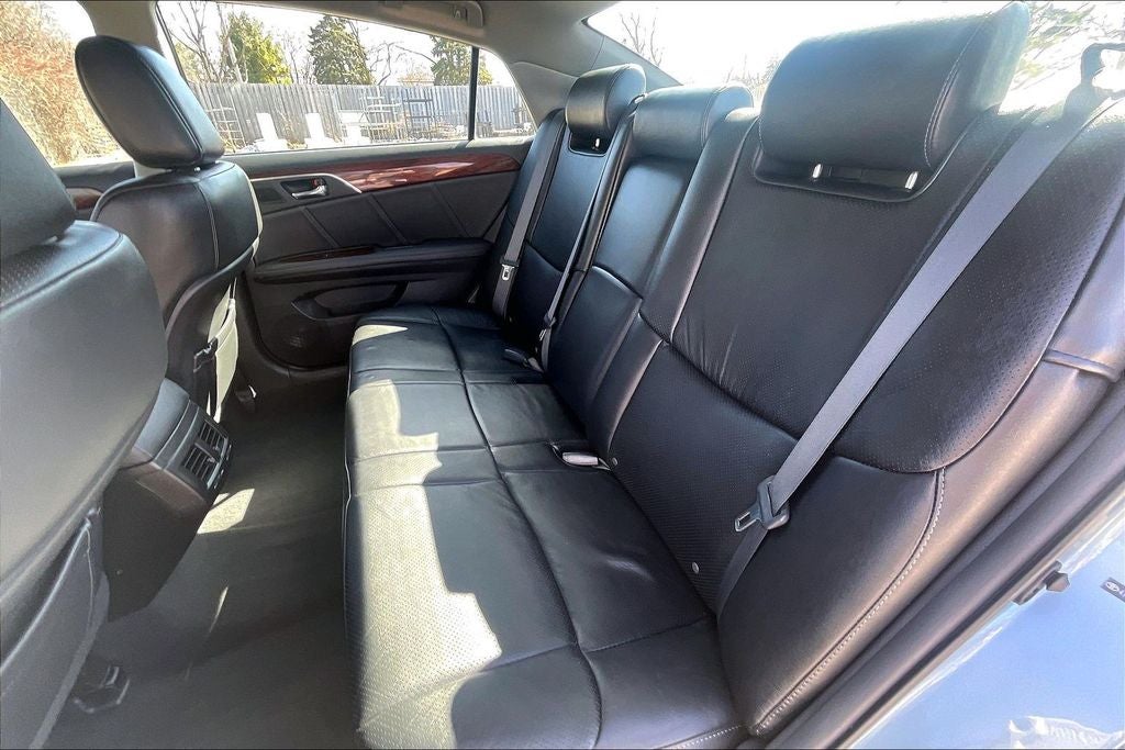 2010 Toyota Avalon XL