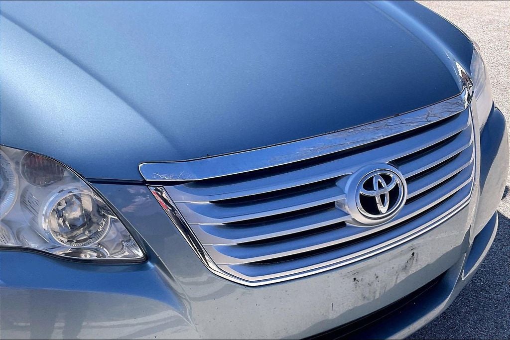 2010 Toyota Avalon XL