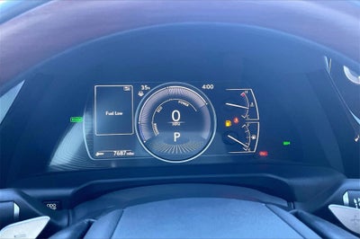 2025 Lexus ES 300h Luxury