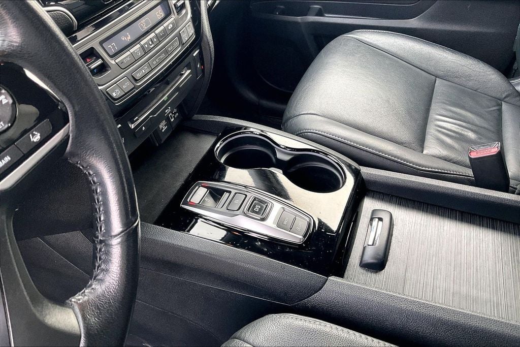 2021 Honda Pilot Touring 7 Passenger