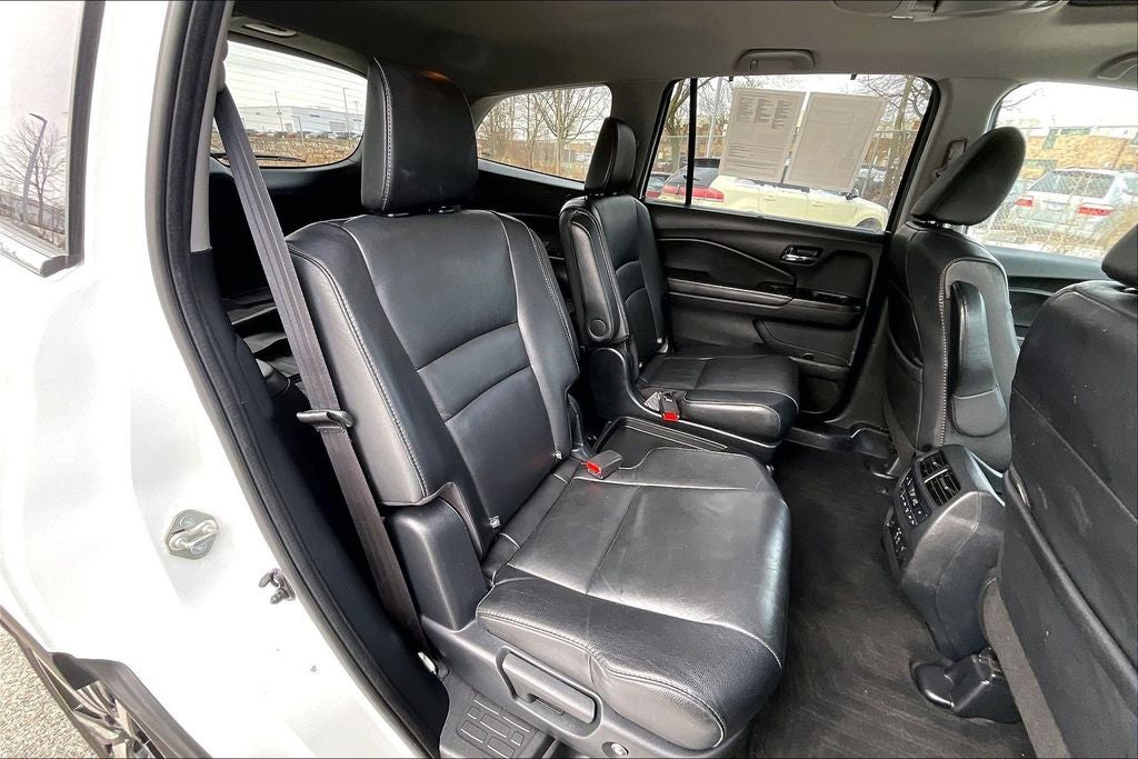2021 Honda Pilot Touring 7 Passenger
