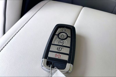 2024 Lincoln Nautilus Black Label