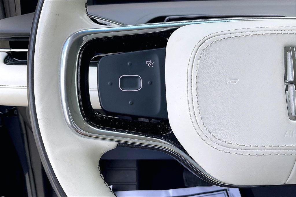 2024 Lincoln Nautilus Black Label