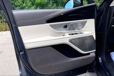 2024 Lincoln Nautilus Black Label