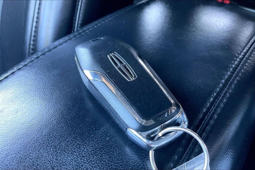 2015 Lincoln MKC Base
