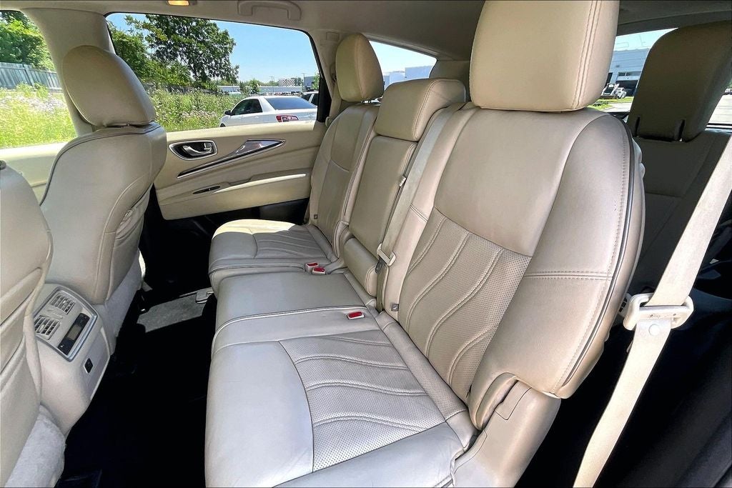 2017 INFINITI QX60 Base