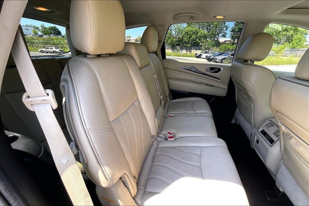 2017 INFINITI QX60 Base