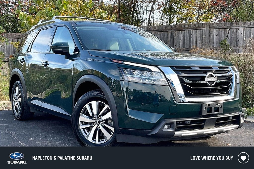 2022 Nissan Pathfinder SL