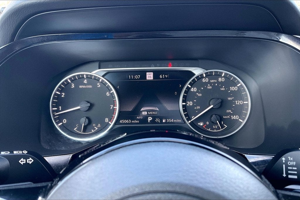 2022 Nissan Pathfinder SL