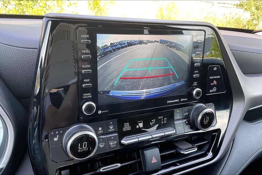 2020 Toyota Highlander Hybrid XLE