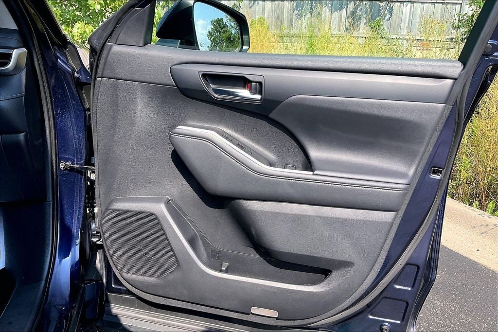 2020 Toyota Highlander Hybrid XLE
