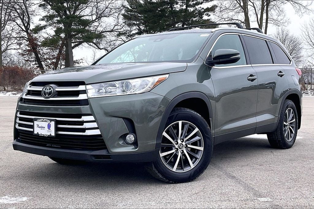 2019 Toyota Highlander SE