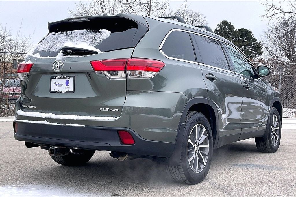 2019 Toyota Highlander SE
