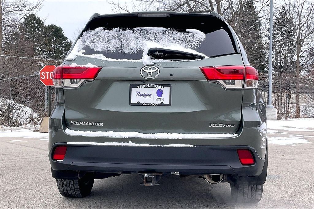 2019 Toyota Highlander SE