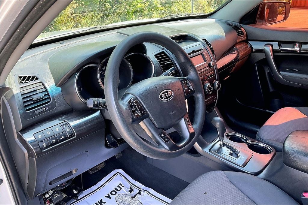 2012 Kia Sorento LX