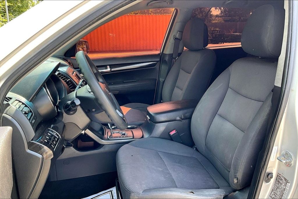 2012 Kia Sorento LX