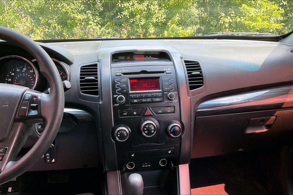 2012 Kia Sorento LX