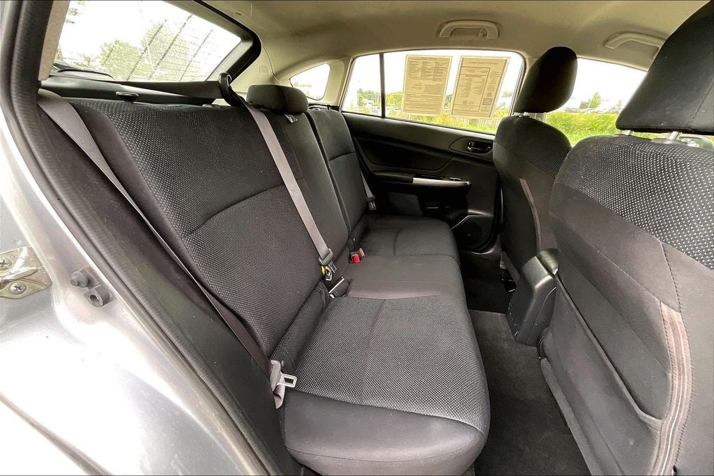 2016 Subaru Impreza 2.0i