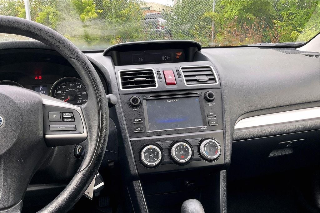 2016 Subaru Impreza 2.0i